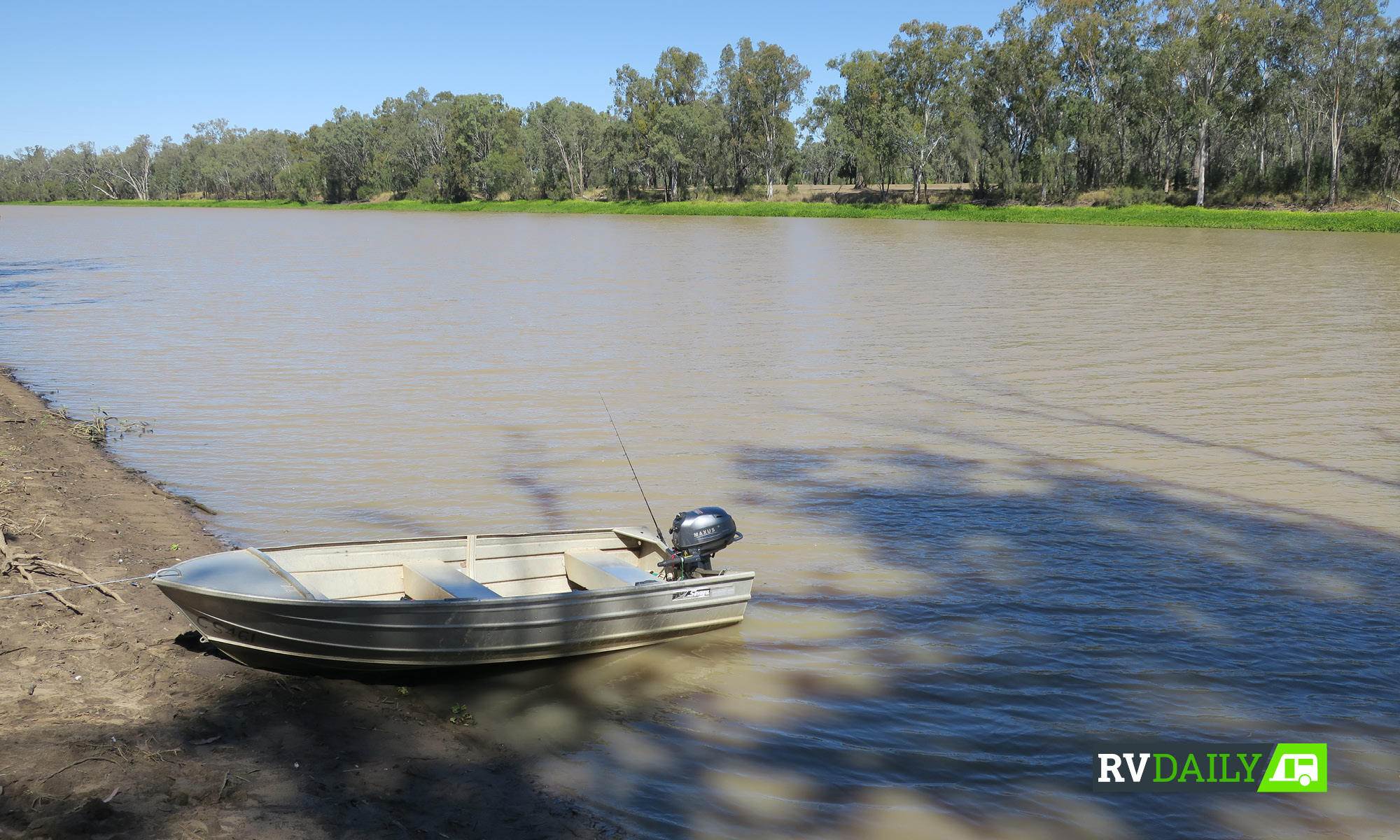 Baralaba Weir waterfront camping