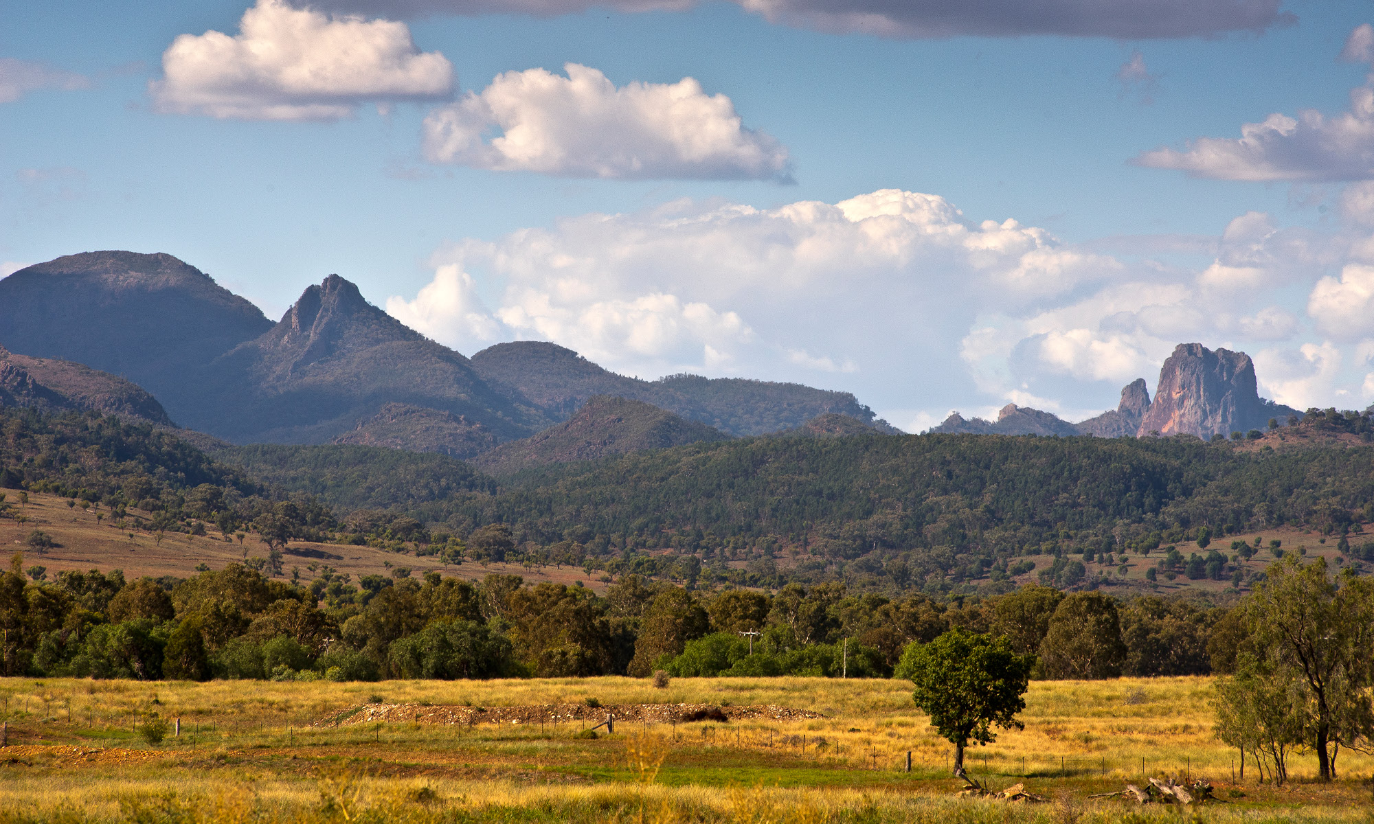 warrumbungles, volcano of the grand high tops walk