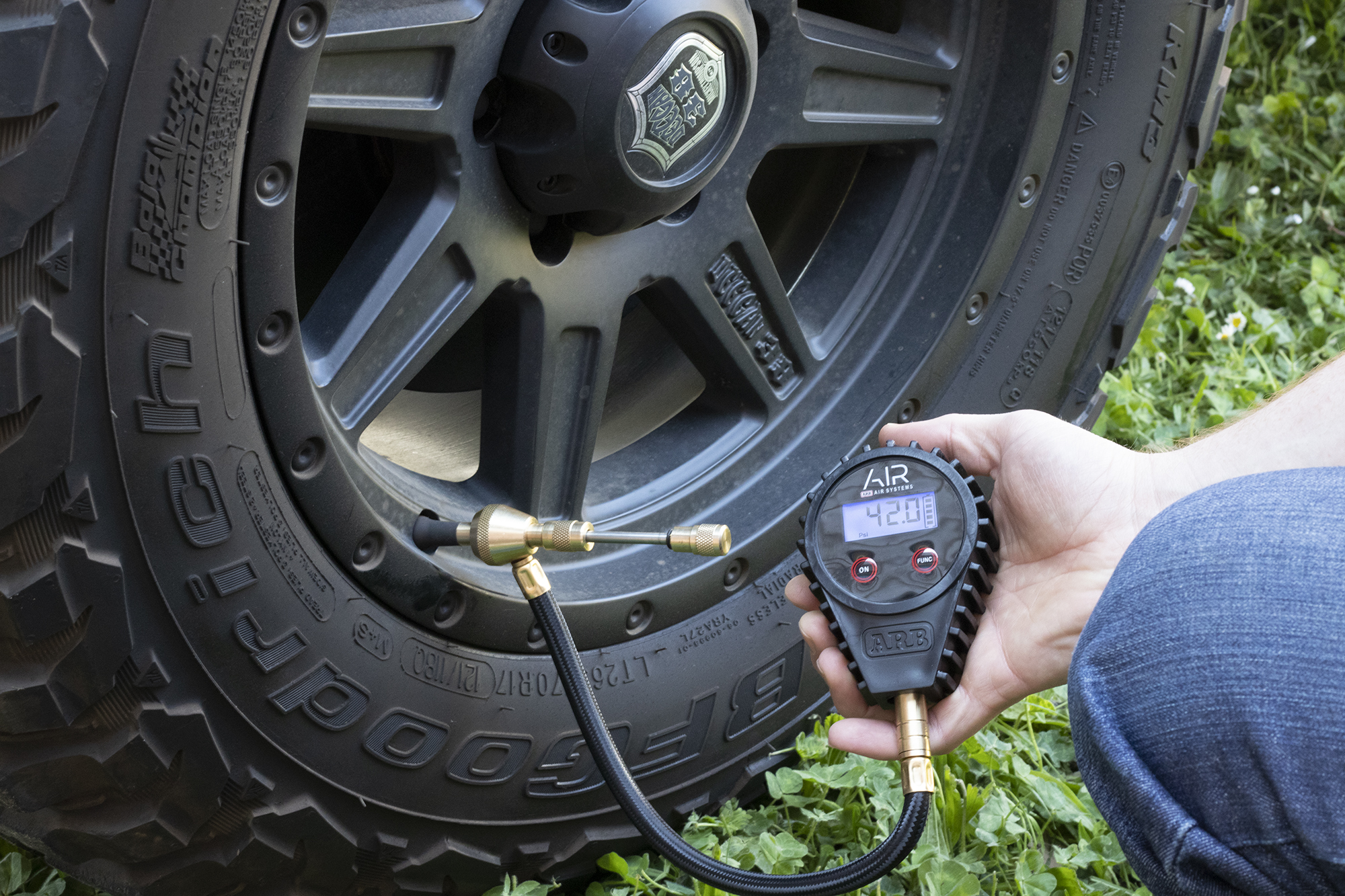 ARB E-Z Deflator Digital Gauge