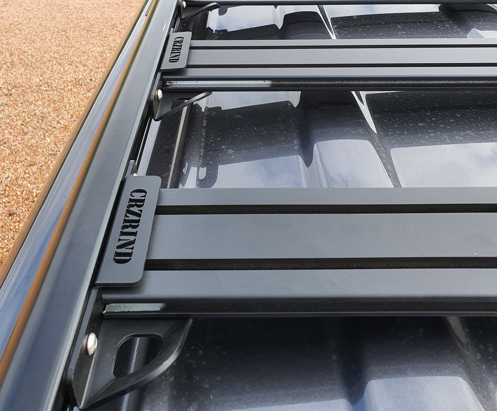 CRZR IND roof rack details