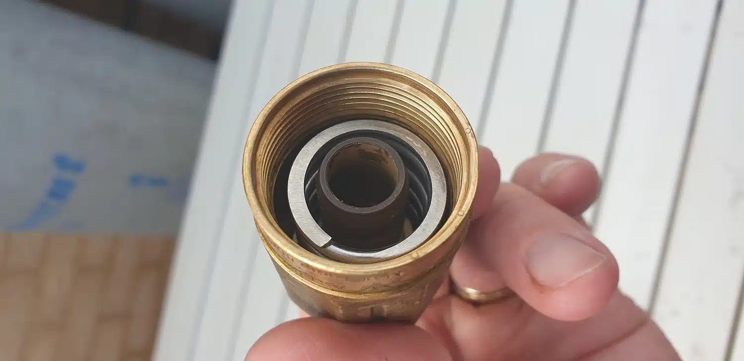 Water pressure in your caravan: how to restore it (five-minute fix)