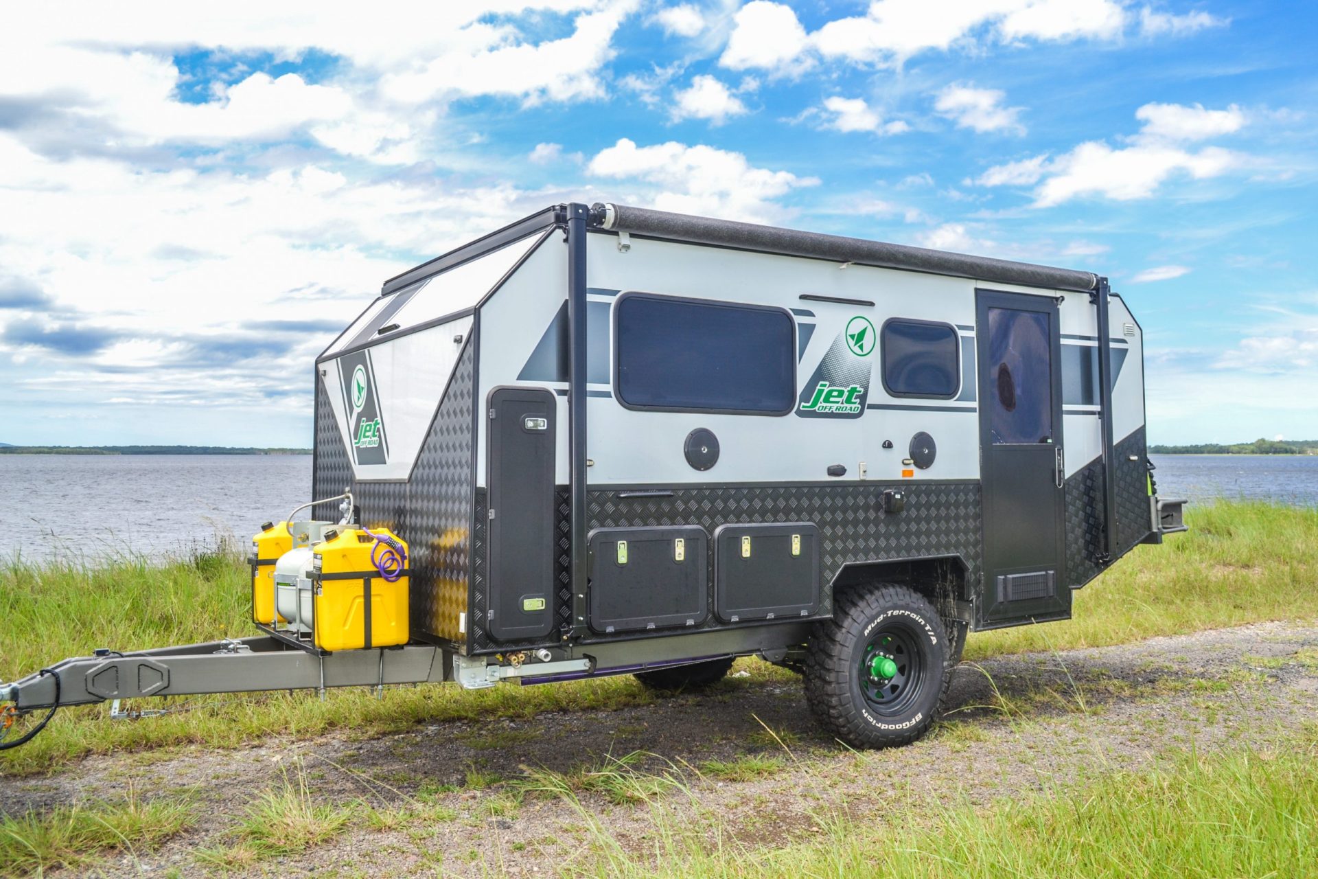 Custom Caravan Build Extreme Off Road Pop Top Hybrid RV Daily