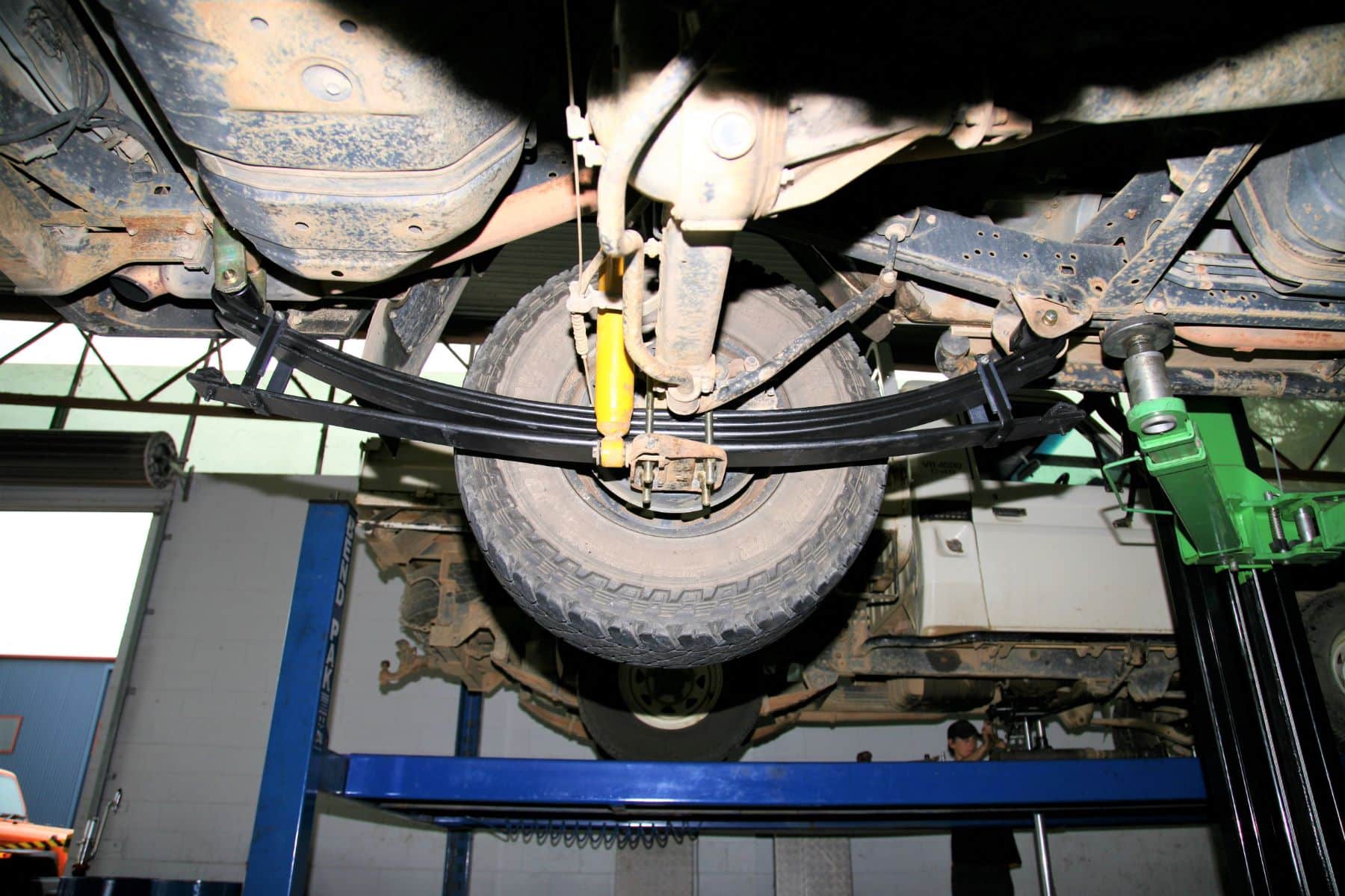 Everything you need to know about parabolic leaf springs