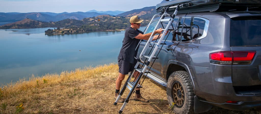 ARB rooftop tent Altitude