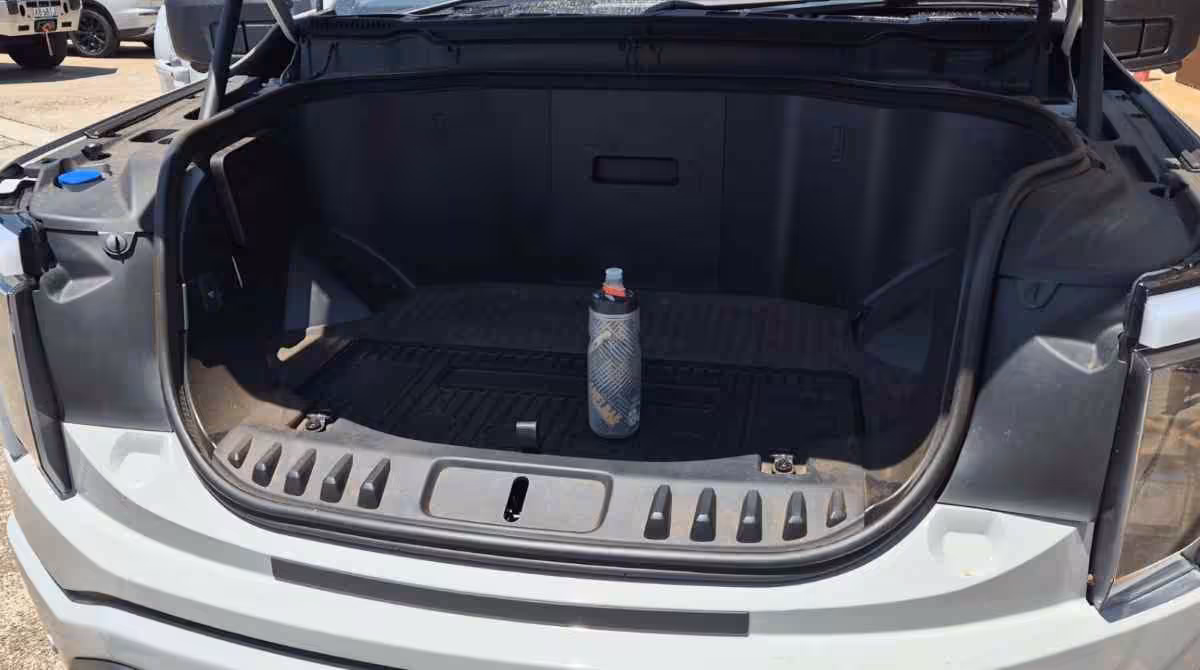 Ford F-150 Lightning towing