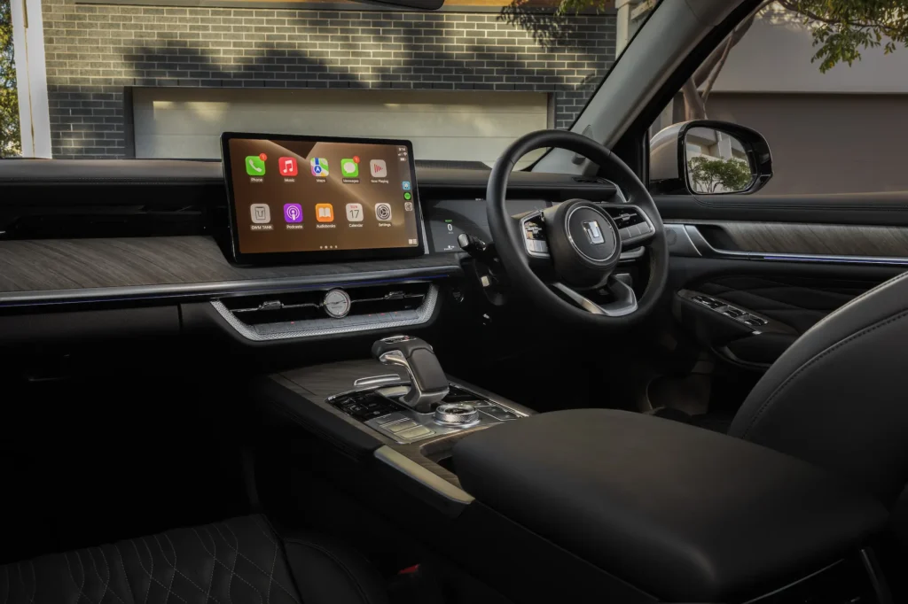 Interior dash