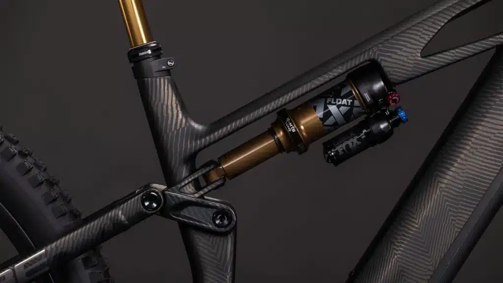 Cube Stereo Hybrid rear suspension detail for comfortable riding