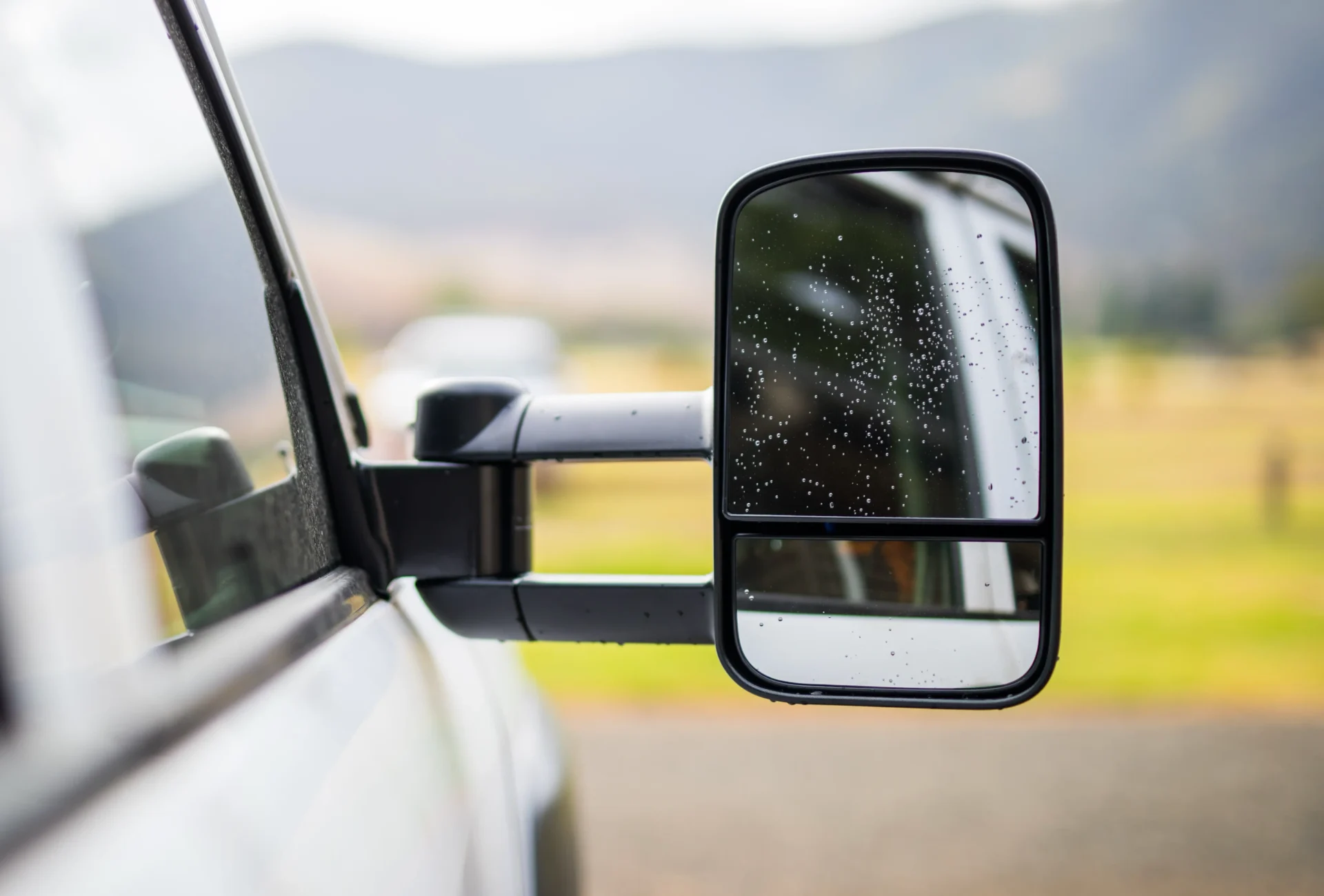 Image of the original Clearview Towing Mirror with twin mirrors