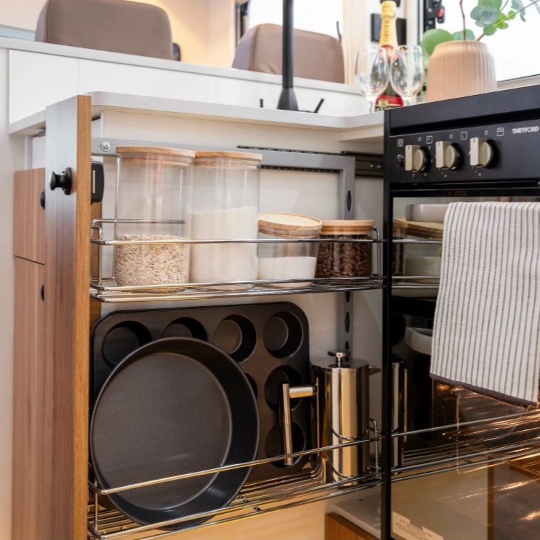 Winnebago Odyssey 40I