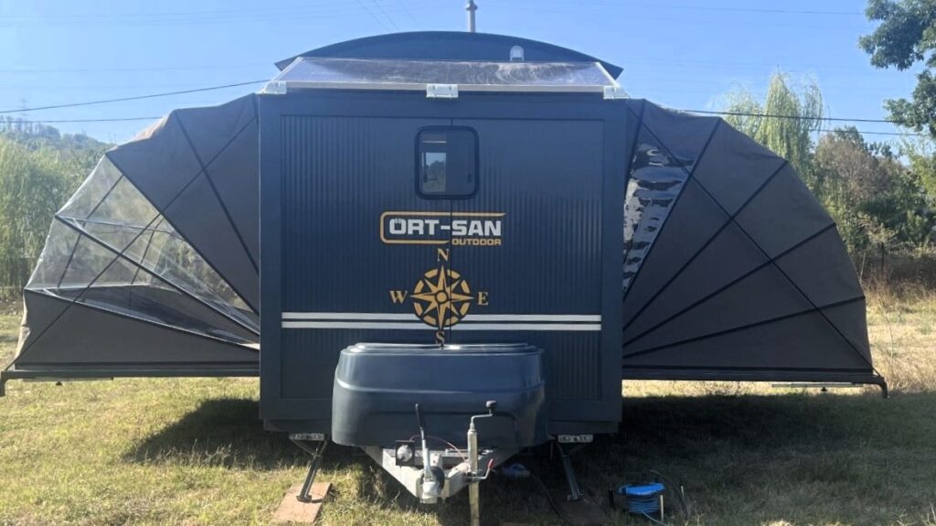 expandable caravan