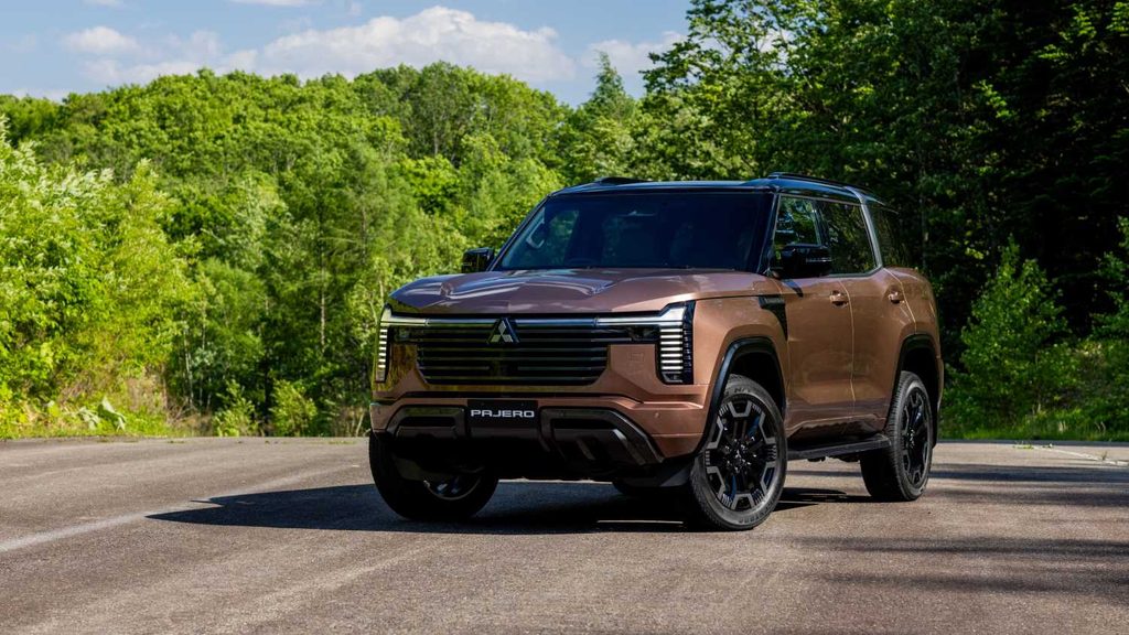 Mitsubishi Pajero towing capacity