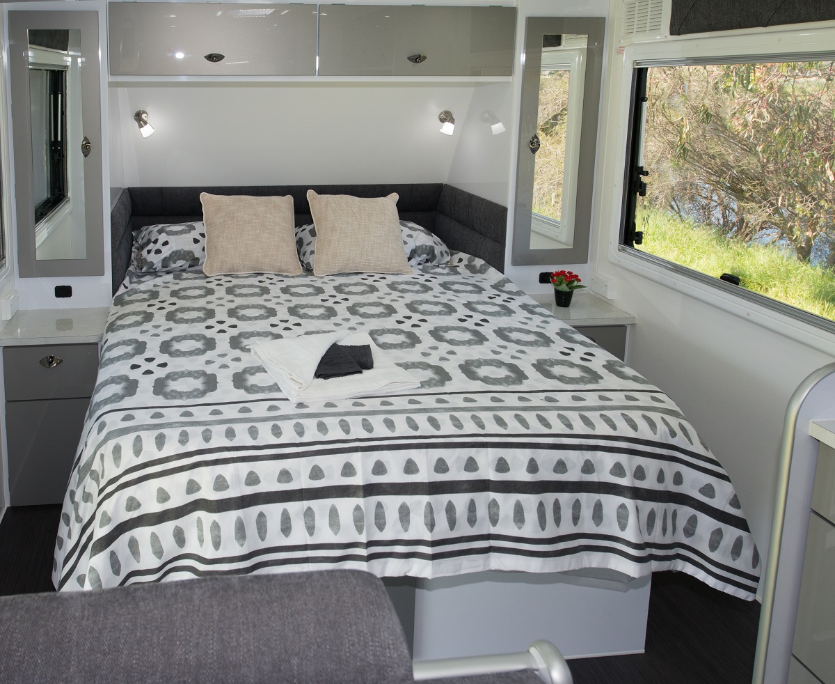 Amaroo Hornet bedroom