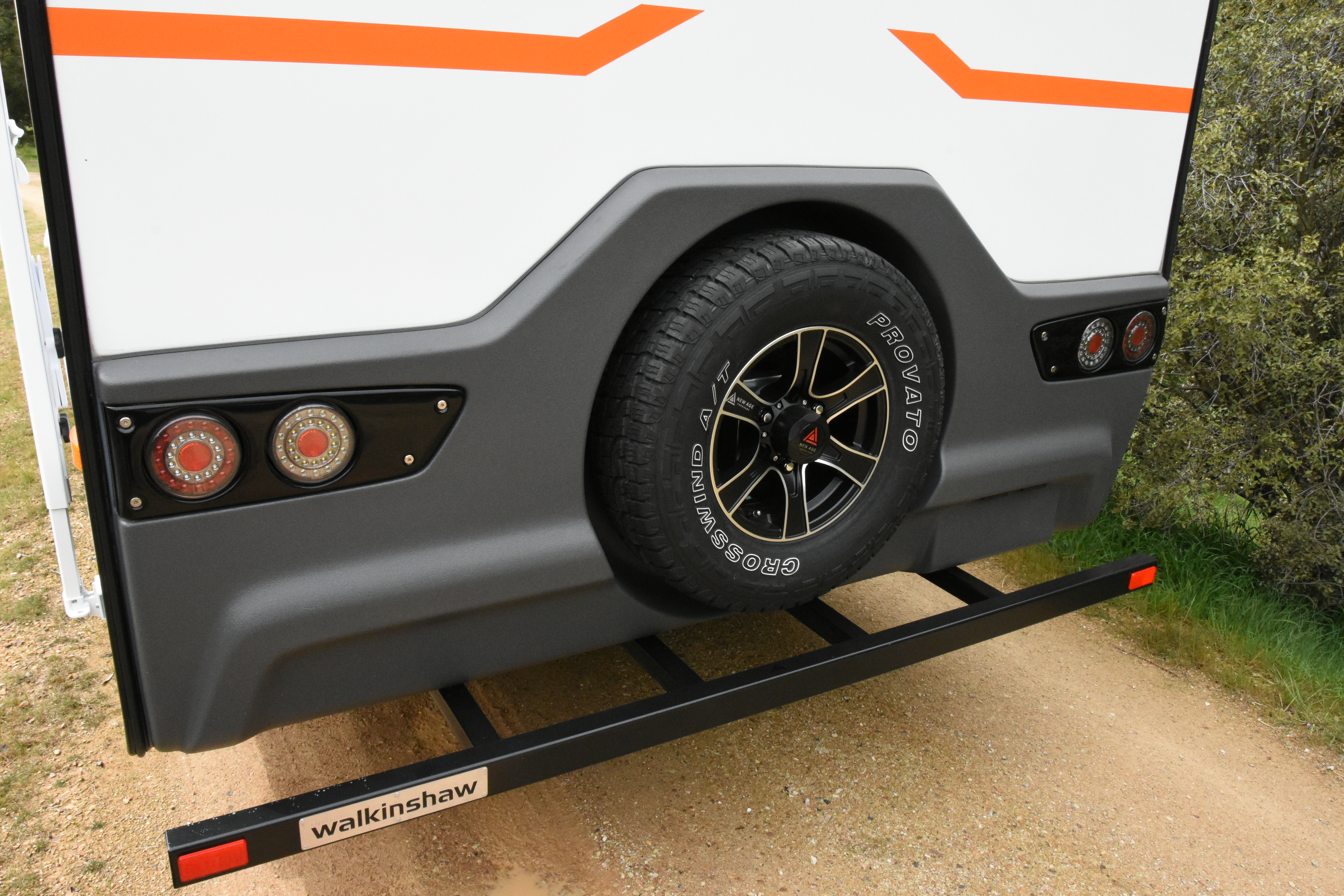 New Age rear moulding 