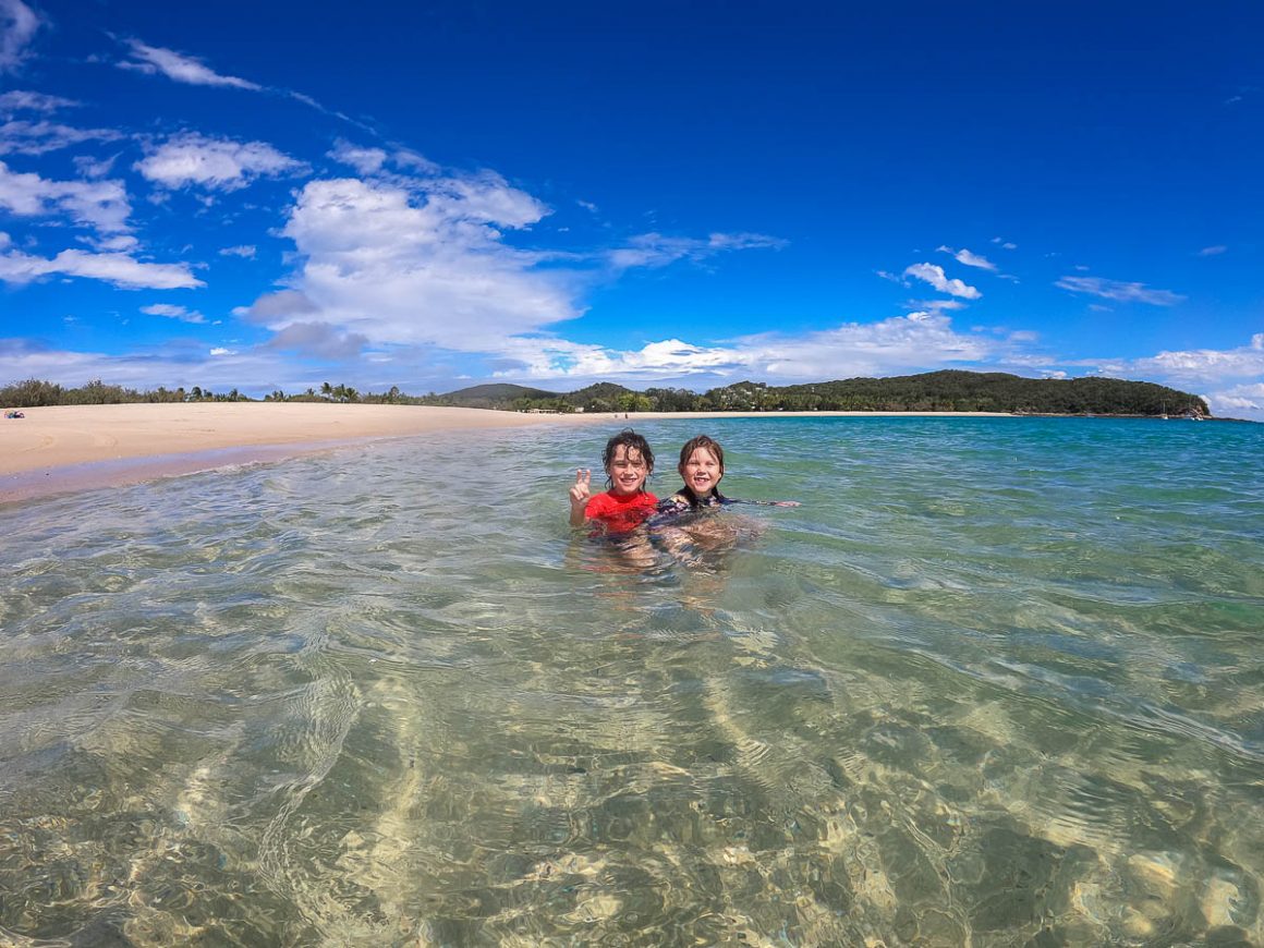 brisbane to airlie beach