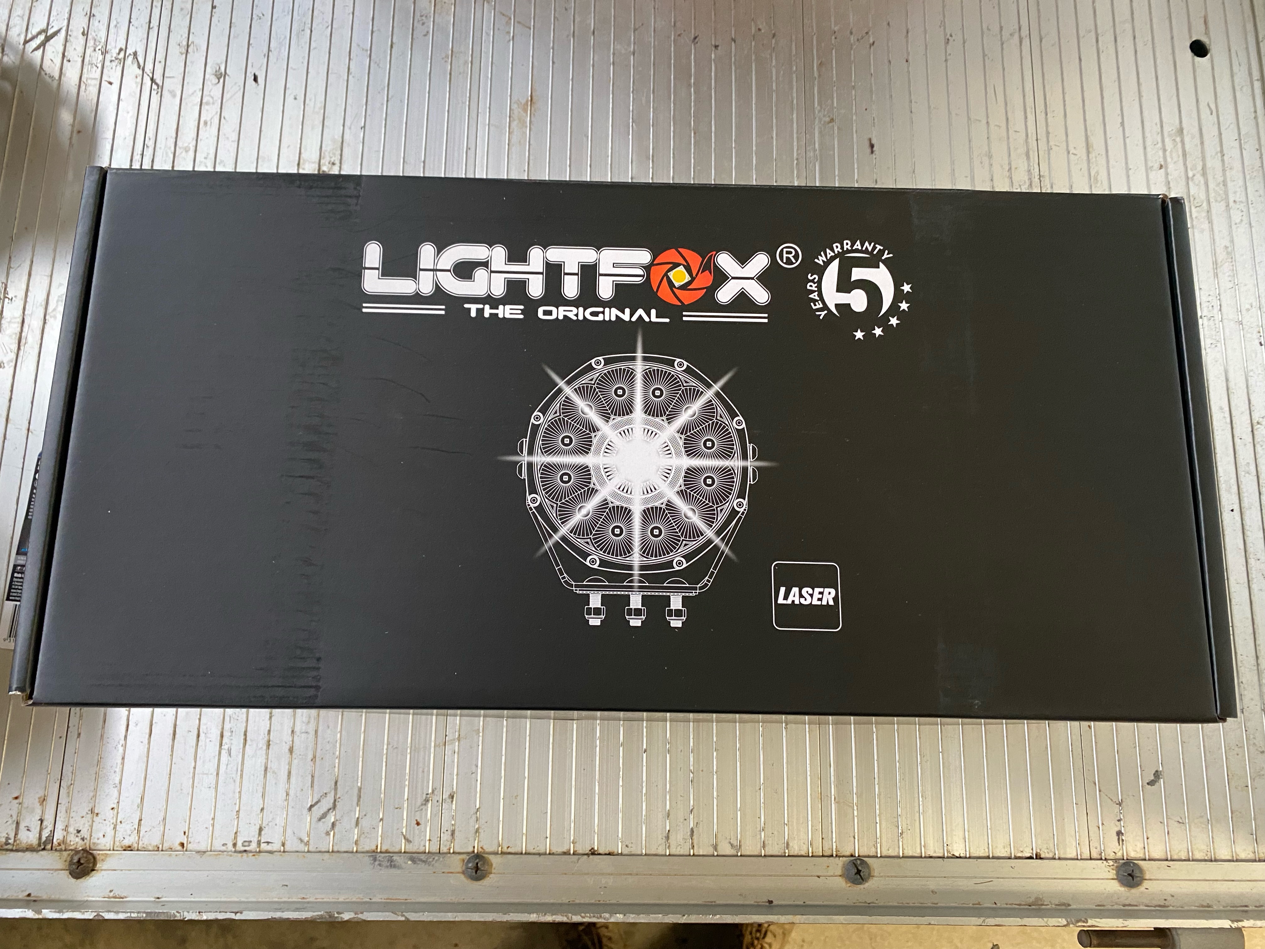 LightFox 7″ Iconic Laser LED Driving Lights packaging