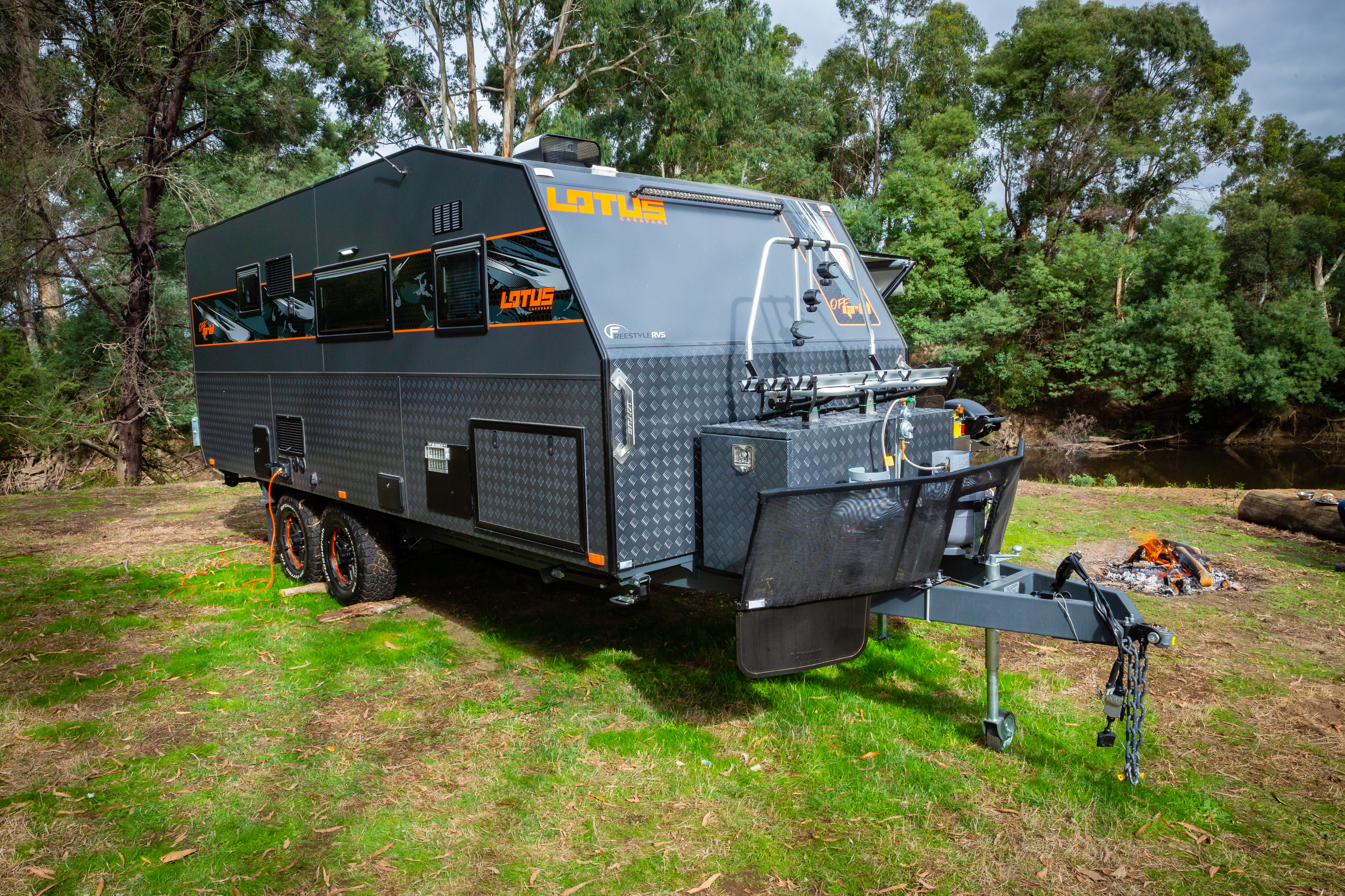 Lotus Off Grid For Dometic Roof Dust Device