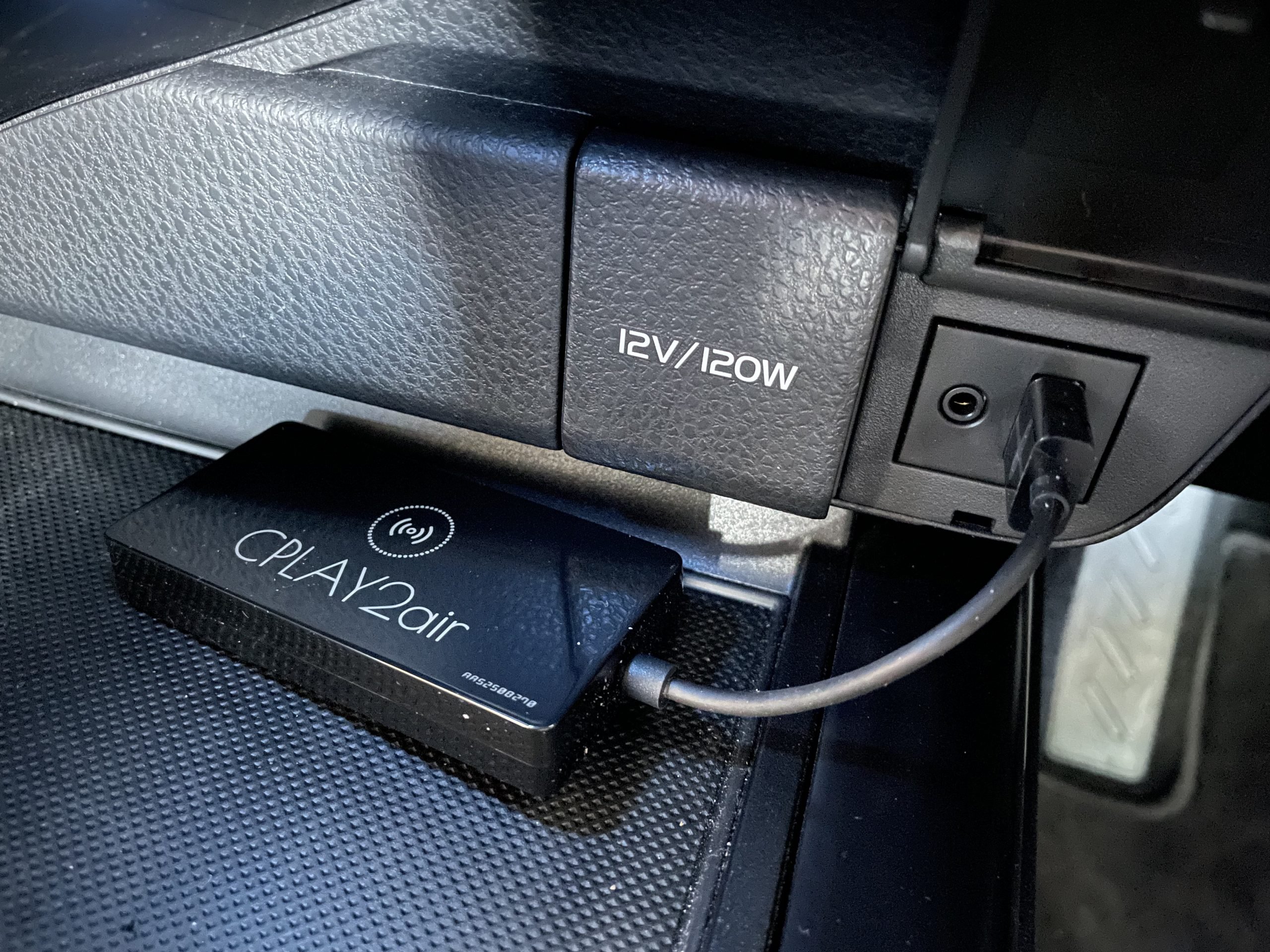 Product Review CPLAY2air Wireless Apple iPhone interface. RV Daily