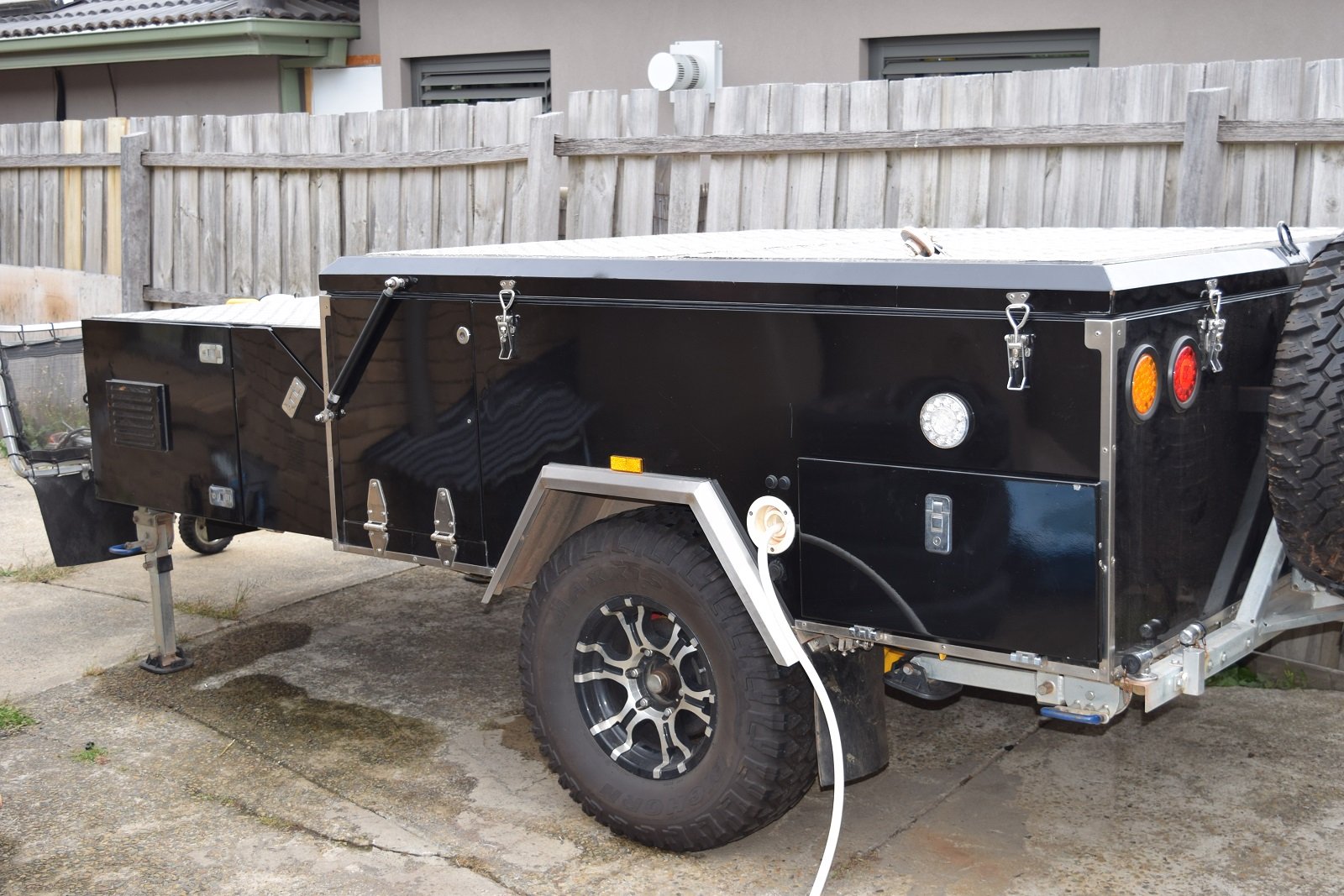 Crap water, filling a trailer with hose